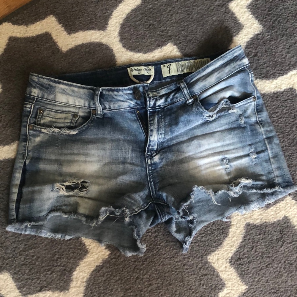 Cut off shorts